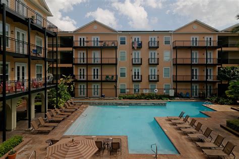 The saulet - The Saulet Apartments offers one, two, and three bedroom rentals in New Orleans, LA. Learn more about the residential units available for lease at this Garden style community located the Greater New Orleans Region area. 